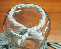 yarn knot mason jar